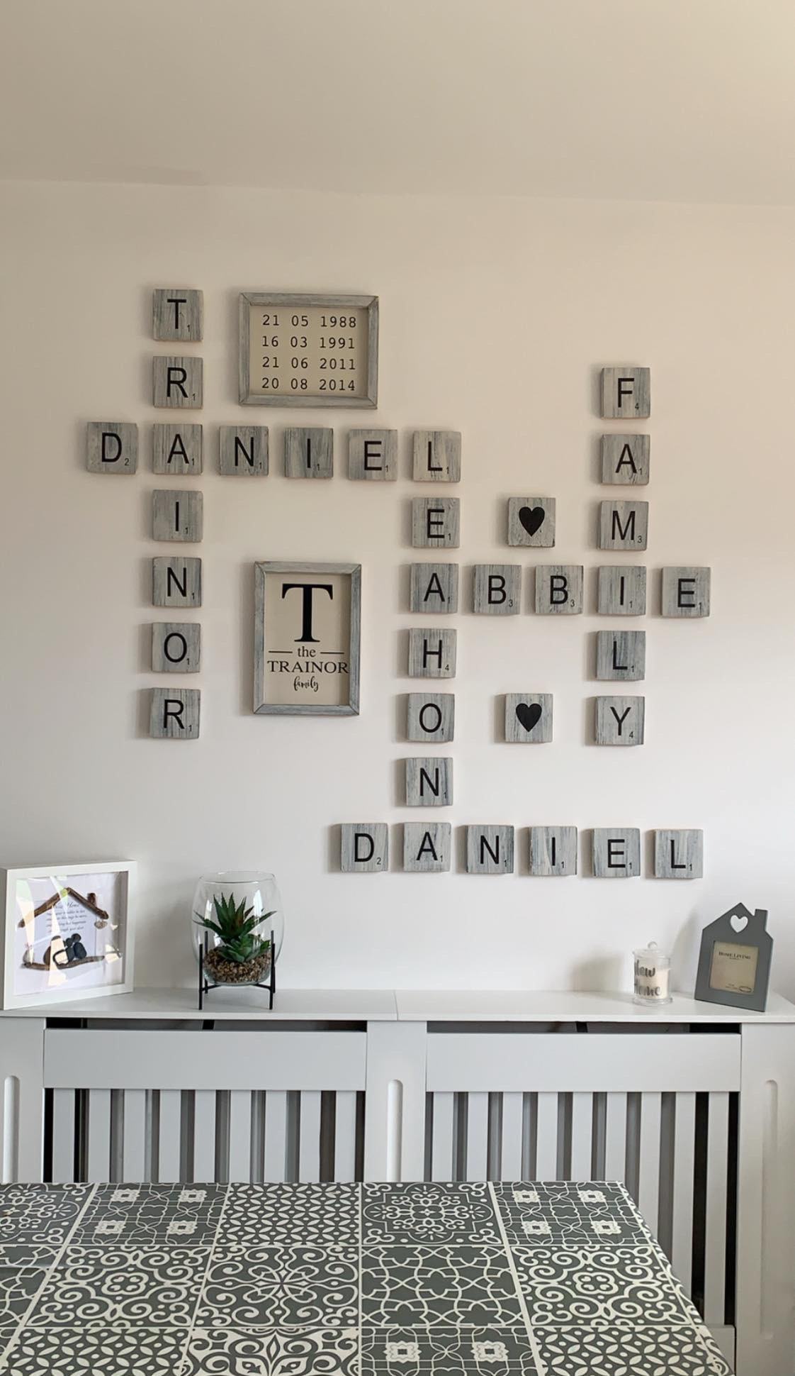New 200 x varnished Wooden Scrabble Tiles Letters Alphabet Scrabbles Letter UK 